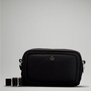 lululemon Crossbody Camera Bag 2L
